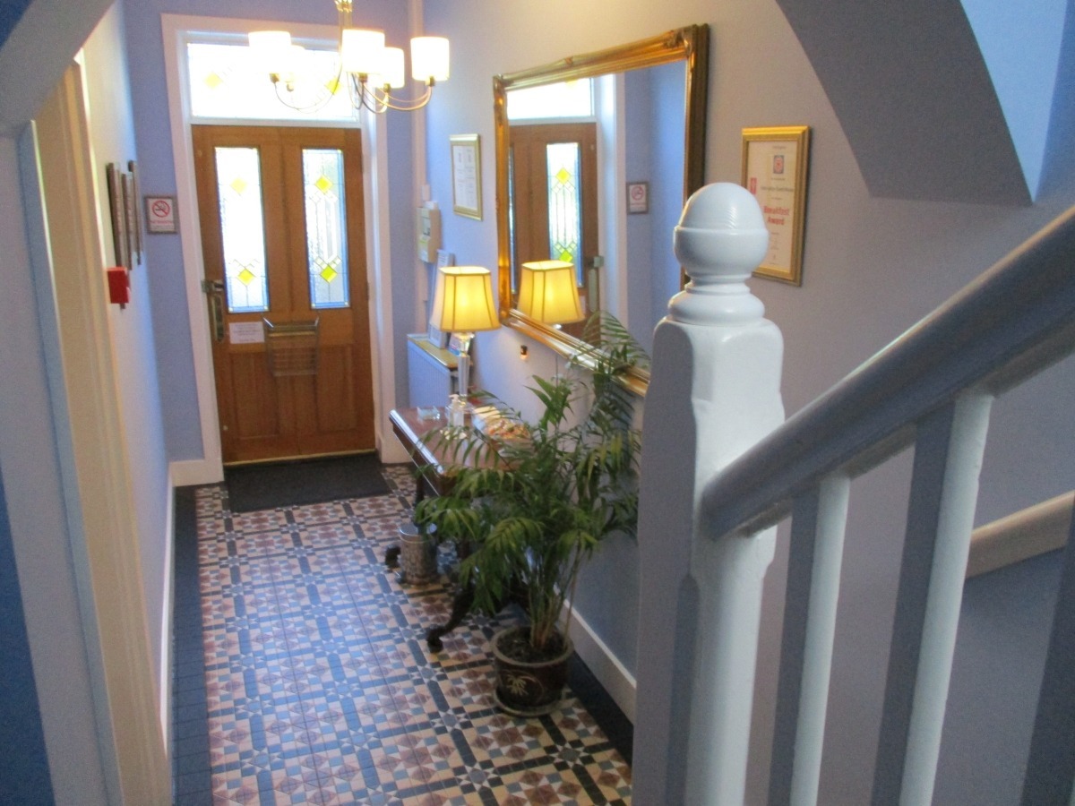 Rooms and Facilities Gate Lodge